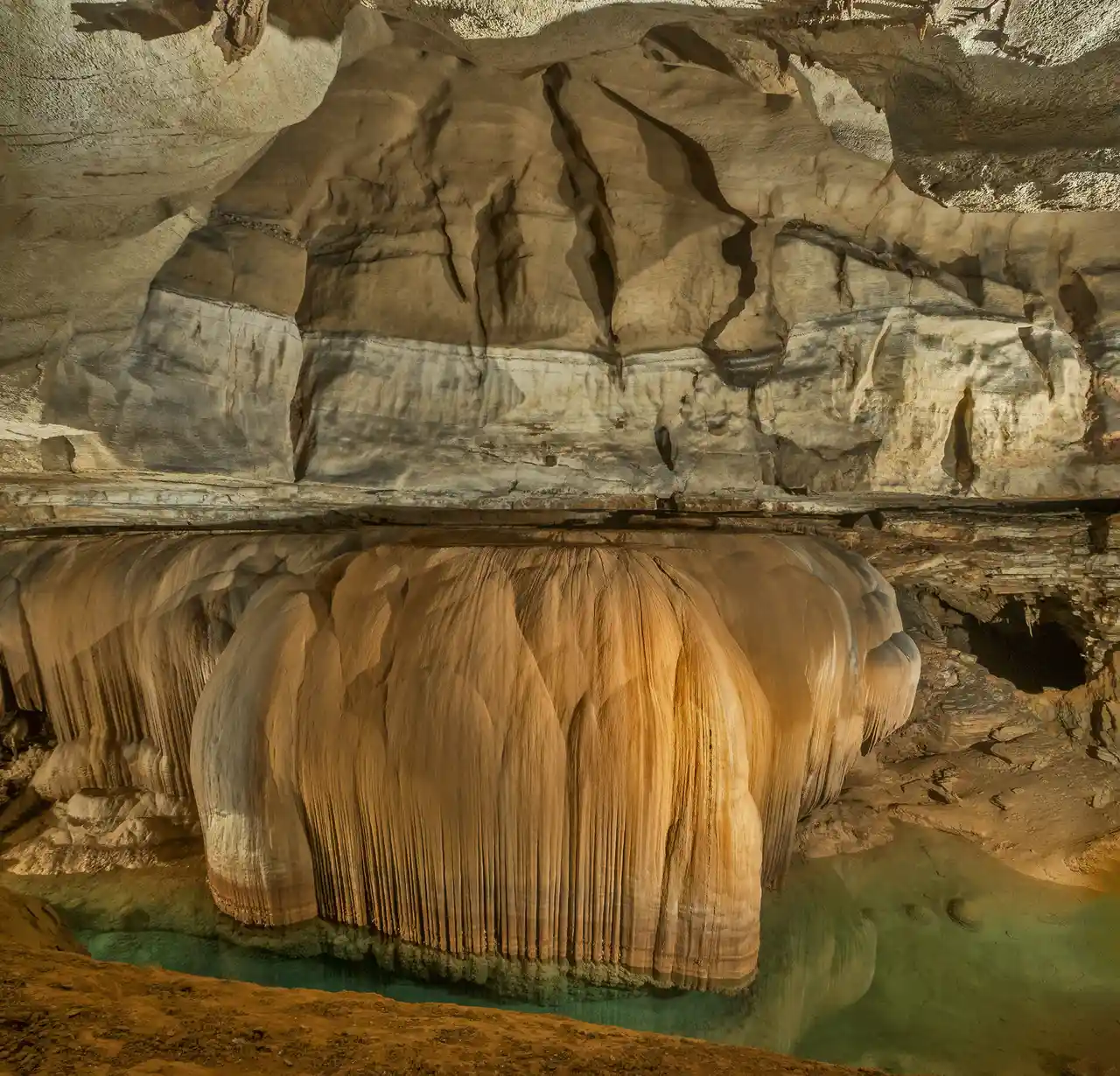 Blanchard Springs Caverns
