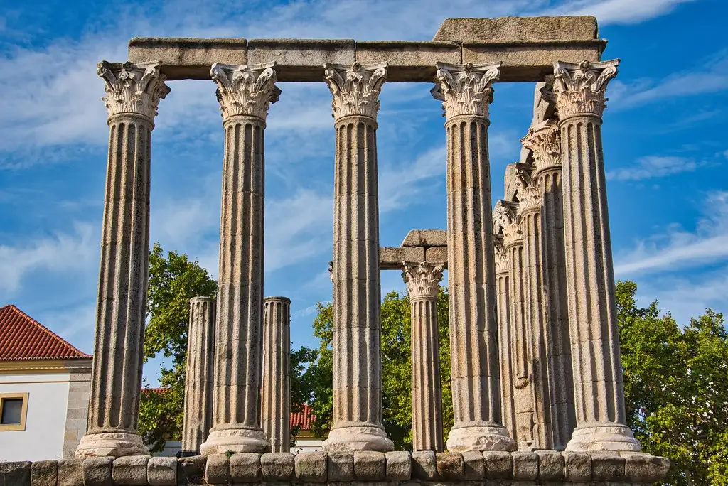 Évora