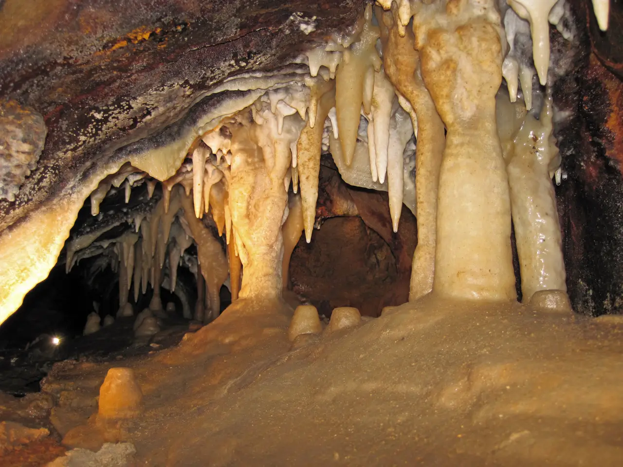 Ohio Caverns, West Liberty