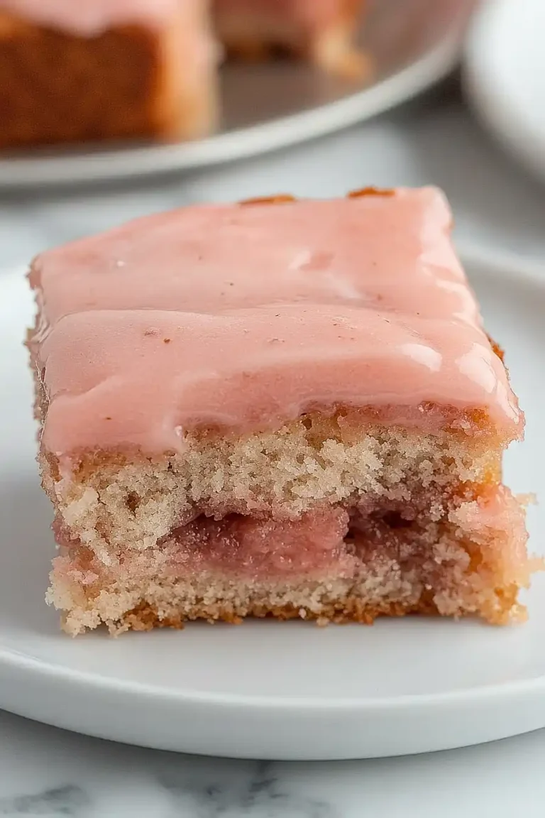 strawberry honeybun cake