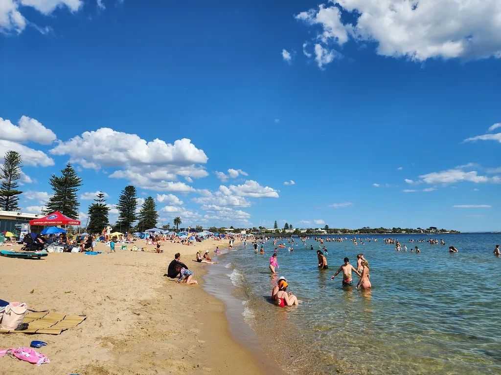 Clinch Park Beach