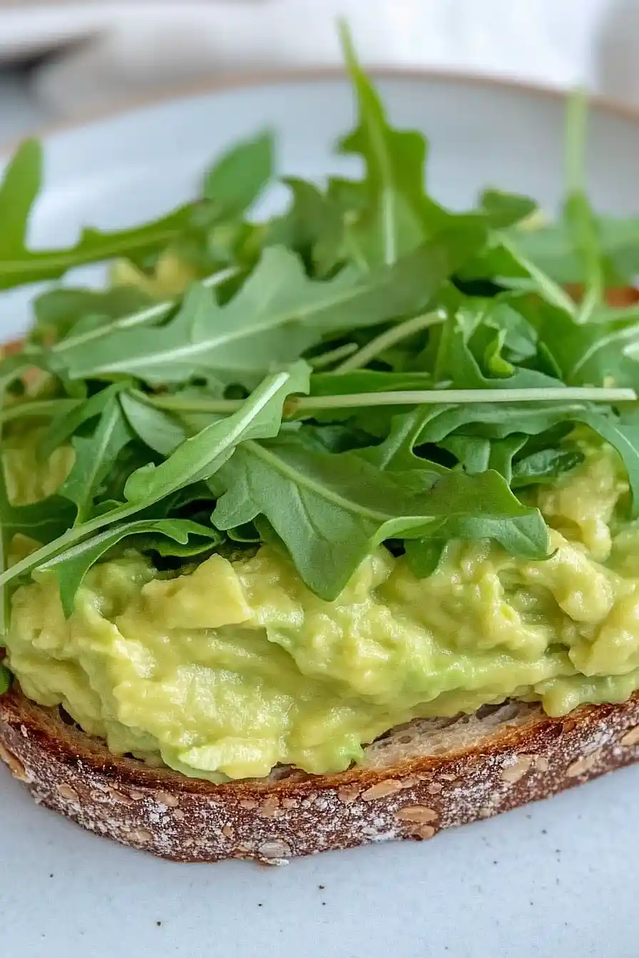 avocado arugula toast 