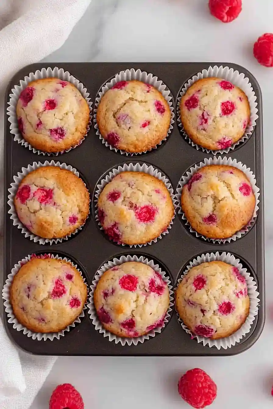 raspberry yogurt muffins