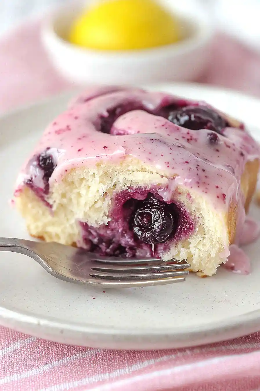huckleberry sweet rolls