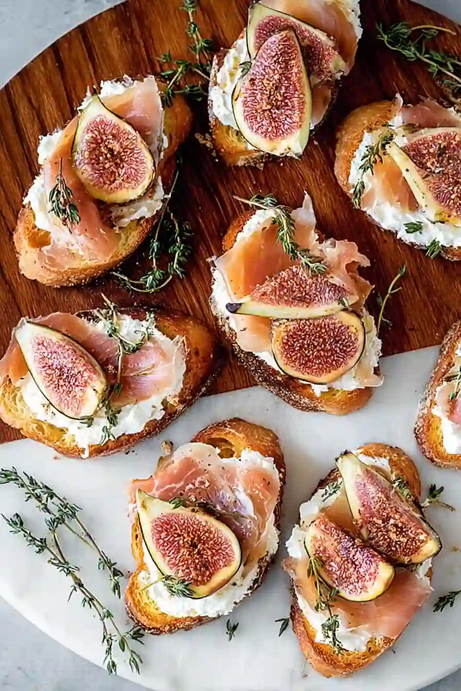 ricotta crostini with figs and prosciutto