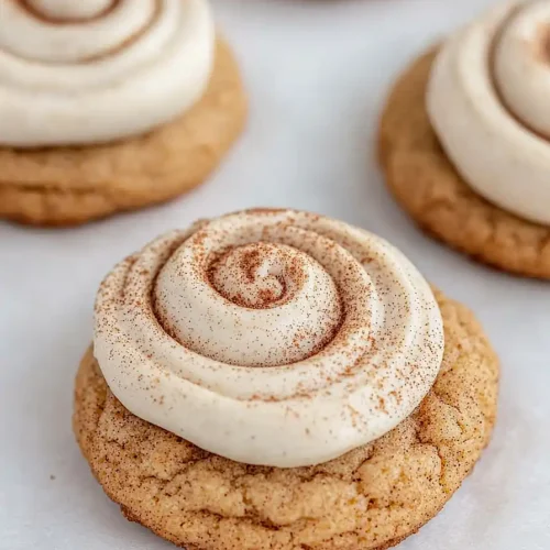 crumbl pumpkin cookies