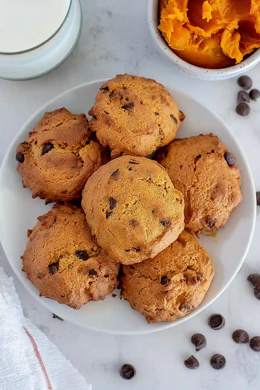air fryer pumpkin chocolate chip cookies