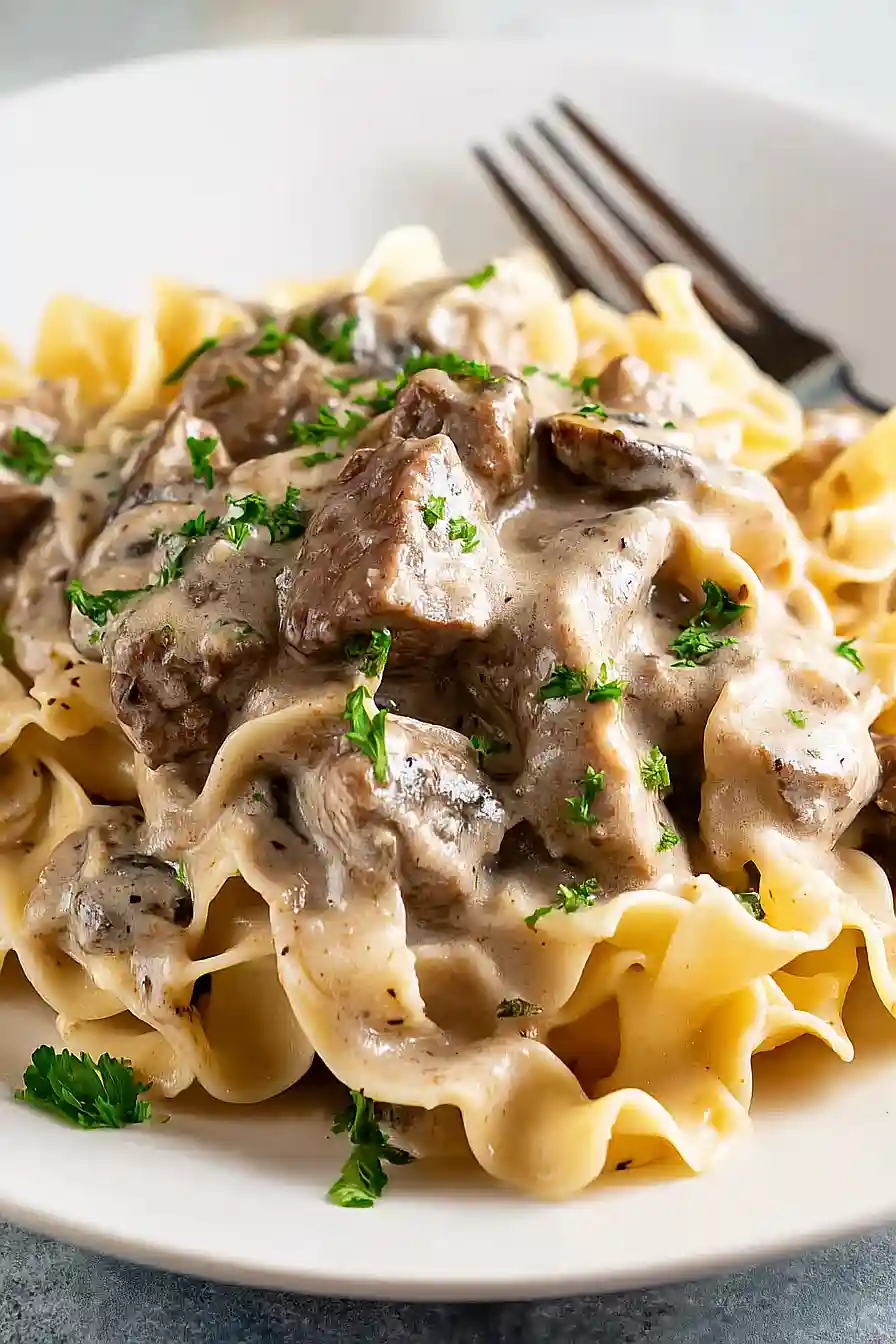 Slow Cooker Beef Stroganoff