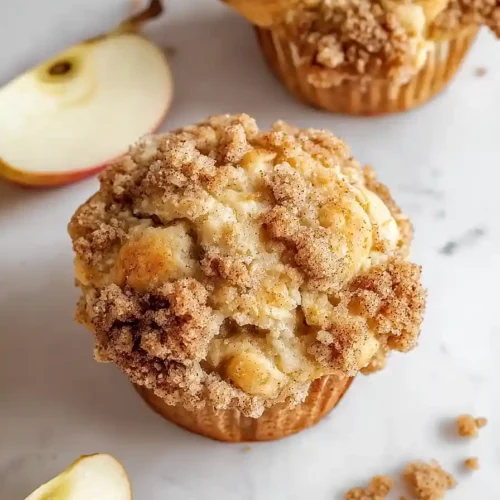 Apple Muffins with Crumb Topping
