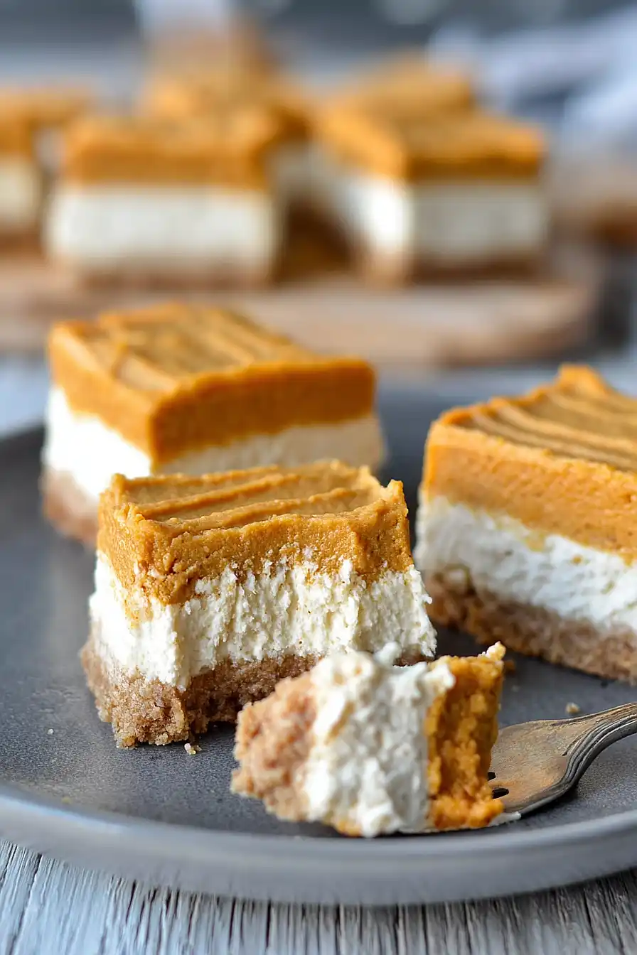 keto pumpkin cheesecake bars