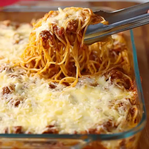Baked Cream Cheese Spaghetti Casserole