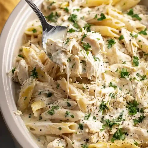 Slow Cooker Chicken Alfredo