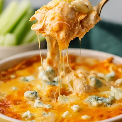 keto low carb buffalo chicken dip